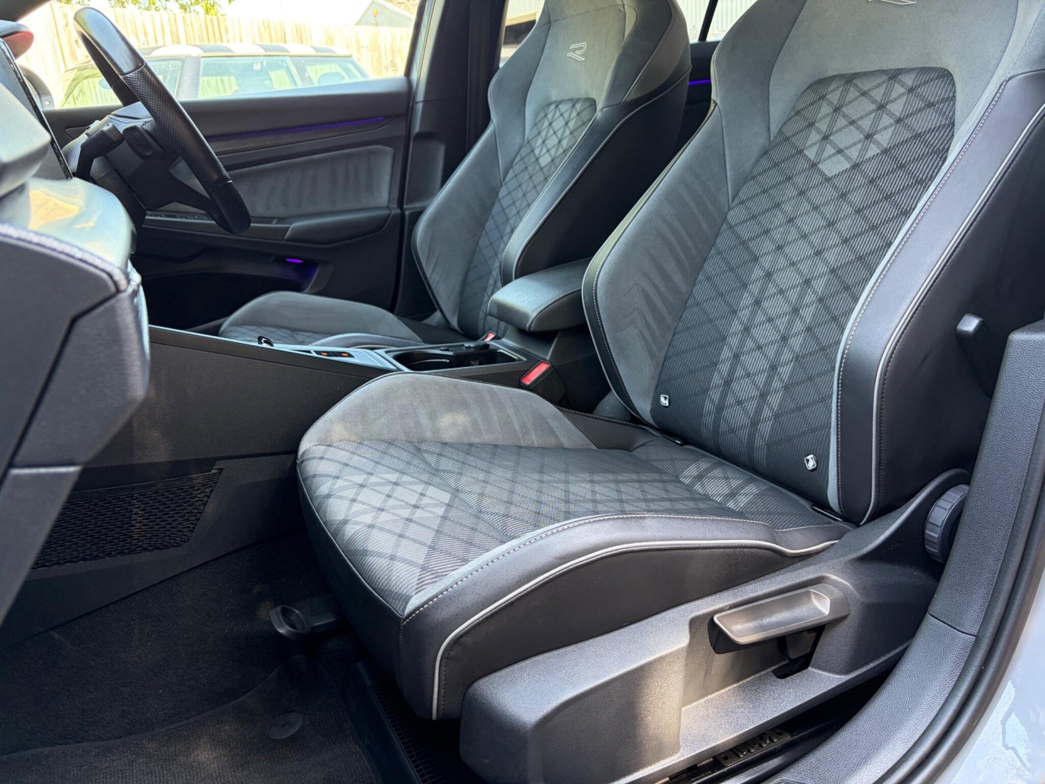 VOLKSWAGEN GOLF 1.5 ETSI MHEV R LINE DSG EURO 6 S S 5DR YEAR...